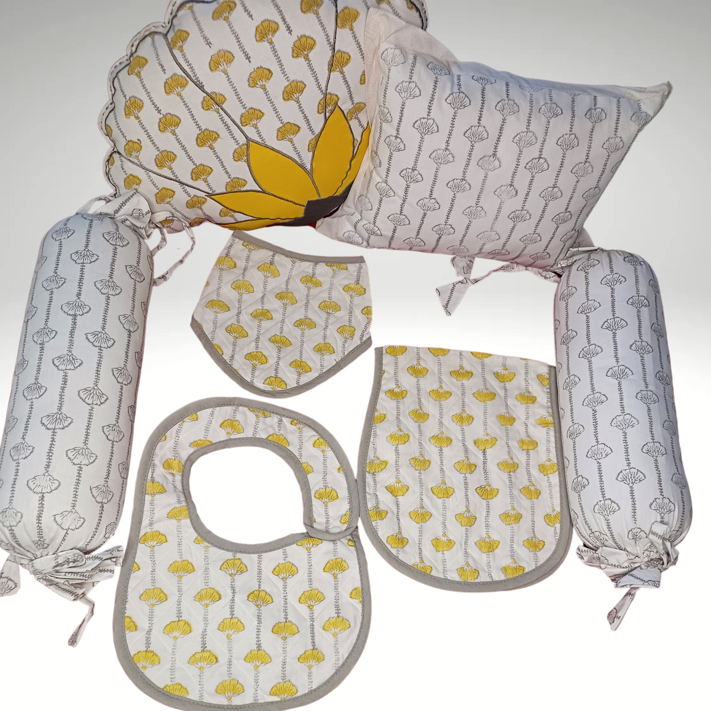 cream and yellow block print Quilt set